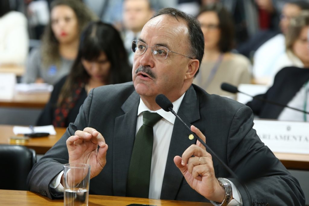 Deputado Mauro Pereira em sessão no Congresso. Foto: Gilmar Felix/Câmara dos Deputados.