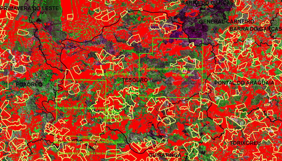 Desmatamento em Tesouro em 2007. Em vermelho, áreas convertidas. Bordas em amarelo marcam propriedades rurais. Crédito: SEMA/MT