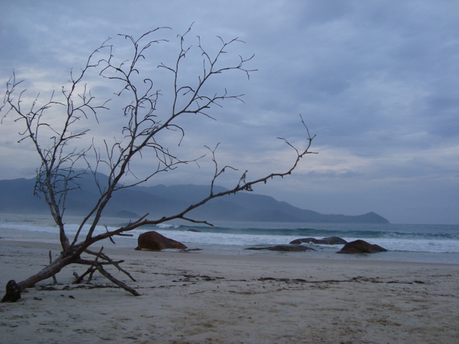 Praia do Aventureiro, Ilha Grande (foto: Bernardo Camara)
