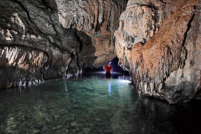 Caverna do Couto, Vale do Ribeira, SP. Clique nas imagens menores para ampliar. (Fotos: Adriano Gambarini)