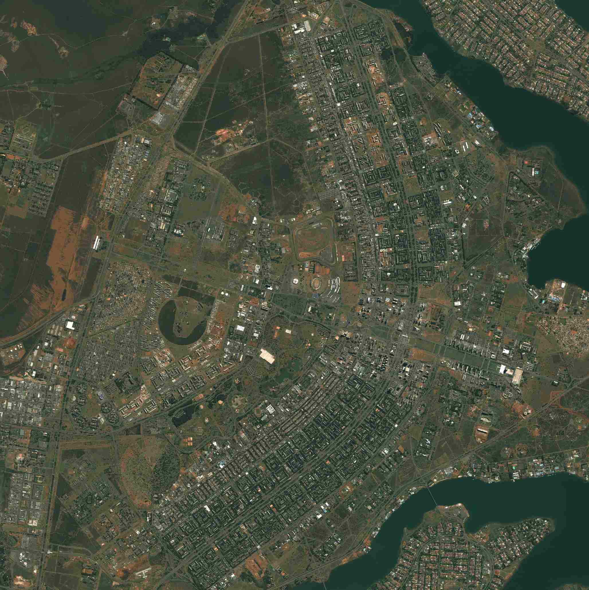 Foto de satélite da capital em 1975 (fonte: NASA)