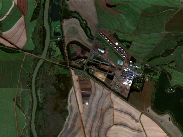 Imagem do sistema de satélites rapideye. Através delas o governo poderá enxergar detalhes de propriedades rurais com precisão de até 5 metros. Foto: Santiago & Cintra Consultoria
