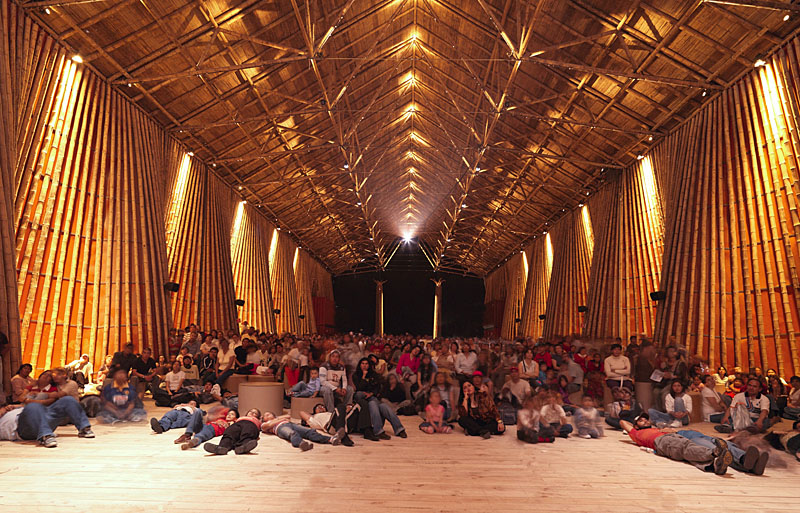 Museu Nômade, construção temporária na Cidade do México em 2008. Maior estrutura de bambu já feita, com 5.130 m2. Foto: Acervo Simón Velez