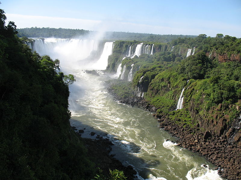 Usina estava sendo construída a 500 metros do Parque Nacional do Iguaçu. Foto: Wikipédia.