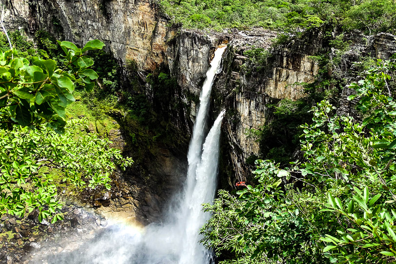 Cachoeira Dois Saltos, na vila de Saõ Jorge, dentro do Parque Nacional da Chapada dos Veadeiros. Foto: Leonardo Borges/Wikiparques