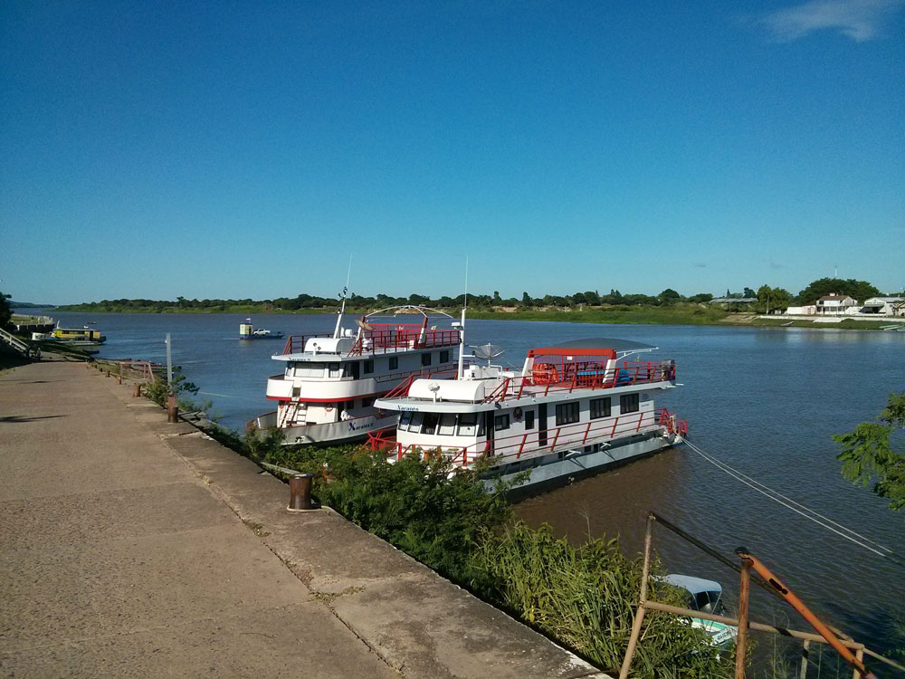 Margem do rio Paraguai, em frente a Porto Murtinho. Foto: Eduardo Pegurier