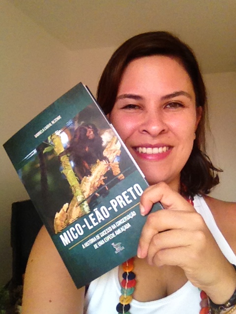 Gabriela Rezende, autora do livro sobre a saga do mico-leão-preto