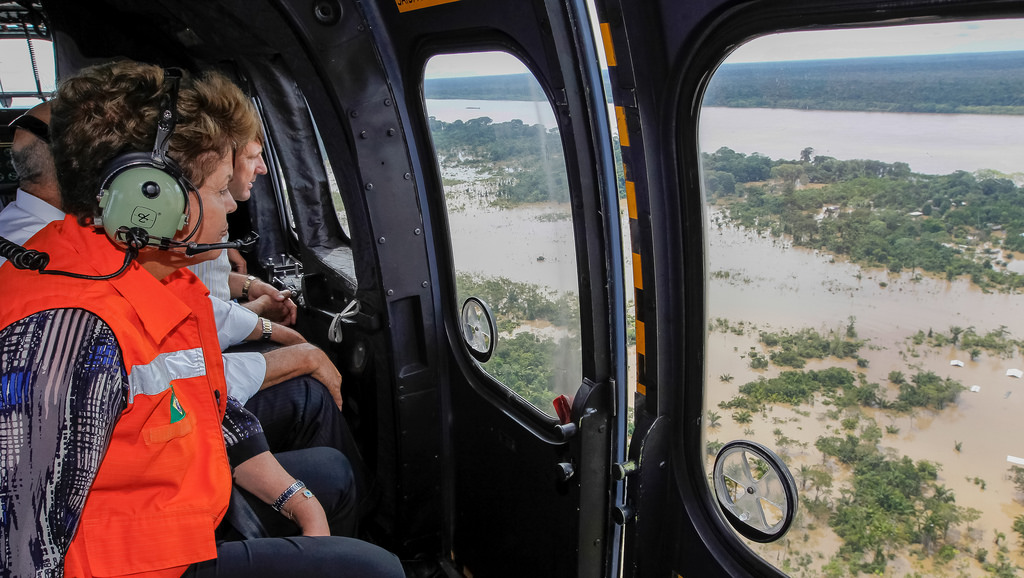 A presidente Dilma Rousseff fez sobrevoo de regiões alagadas em Rondônia. Fotos: Roberto Stuckert Filho/PR/Blog do Planalto