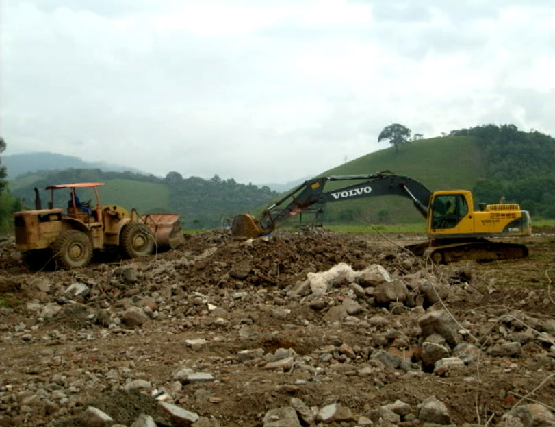 Aterro em Senador Camará é especializado em receber resíduos oriundos da construção civil. Divulgação: Assaerj / Ecobrita - Indústria de Reciclagem Ltda