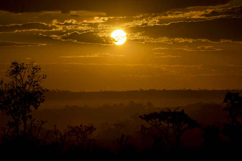 Pôr do sol na Chapada dos Veadeiros, próximo a APA Pouso Alto. Foto: © Marcello Casal Jr/ABr